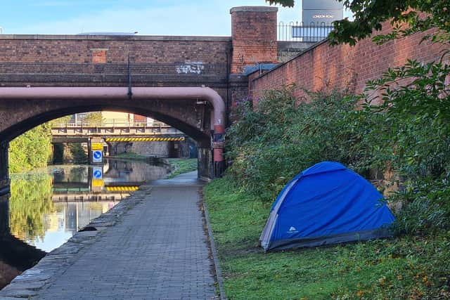 A tent belonging to a rough sleeper sits by the canal in Nottingham. (Photo: LDRS)