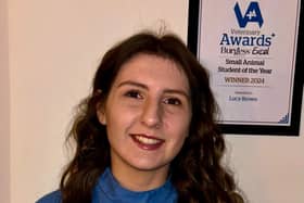 Lucy Brown, a veterinary student studying at the University of Nottingham holding her new award